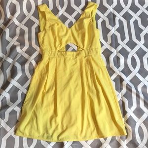 The perfect little sun dress!